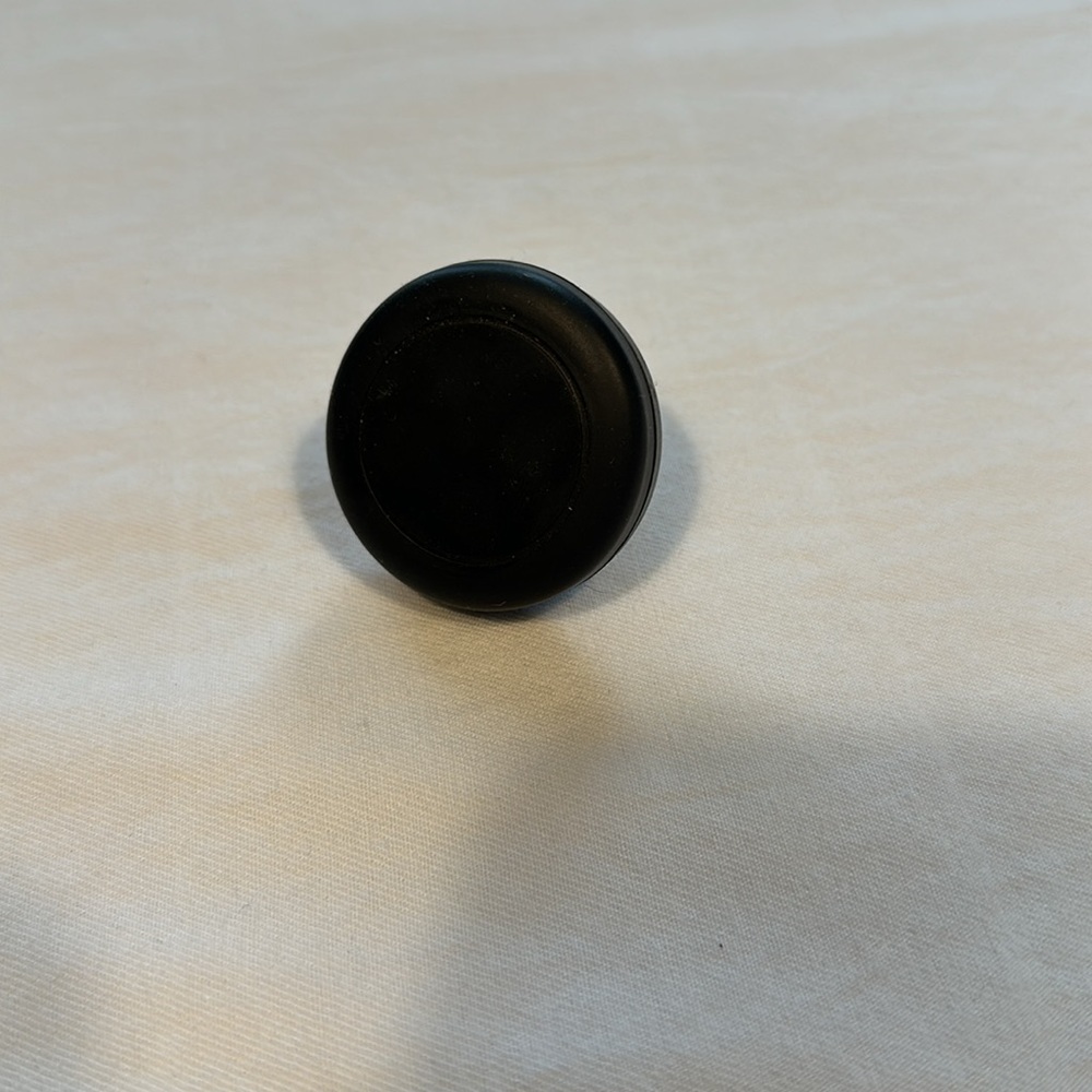 Vehicle Phone Magnet - Picture 2 of 3